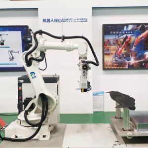 國內首套3D縫紉機器人研制成功